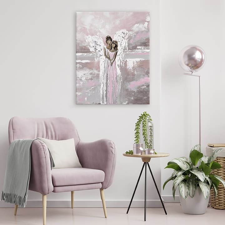 Модерна картина на платно с мотив Dotyk z neba, ангел, детски мотив, религиозен мотив в бяло-розово нюанси, спокойна атмосфера, подходяща за спалня – продукт