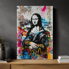 Модерна картина на платно с мотив Graffiti Mona na платно в черно-бяло нюанси, енергична атмосфера | Картина Graffiti Mona na платно – продукт, изглед 2