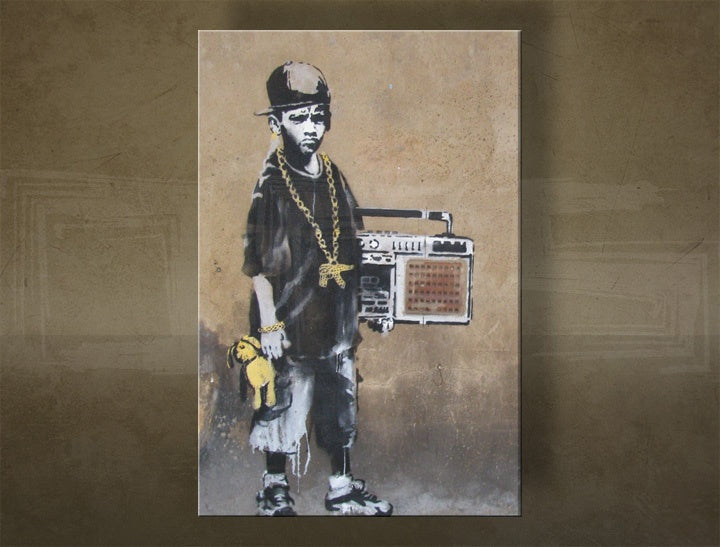 В бохо стил картина на платно с мотив Street ART – Banksy, море и плаж в виолетово-синьо нюанси, градски живот и детство, многопанелно изпълнение – основна