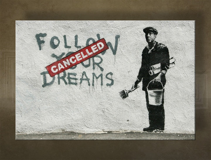 В бохо стил картина на платно с мотив Street ART – Banksy, графити, пейзаж, море и плаж в виолетово-синьо нюанси, многопанелно изпълнение – основна