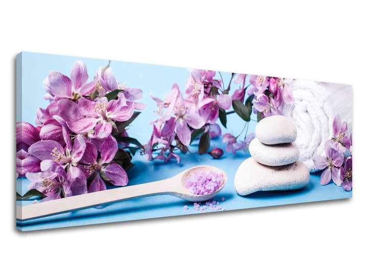Класическа картина на платно с мотив FENG SHUI, цветя, природа в бяло-виолетово нюанси, спокойна атмосфера, пролетна атмосфера и природа, подходяща за хол – продукт