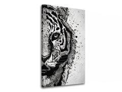 Модерна картина на платно с мотив TIGER 001, тигър, пейзаж в бяло-сиво нюанси, интензивна атмосфера, природа и сила, подходяща за работен кабинет – продукт
