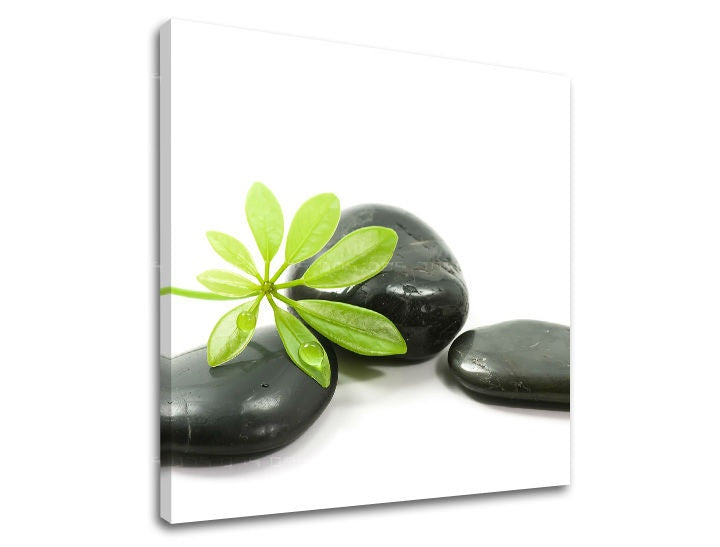 Класическа картина на платно с мотив FENG SHUI, листа, пейзаж, природа в синьо-сребърно нюанси, спокойна атмосфера, природа и растеж и развитие – основна