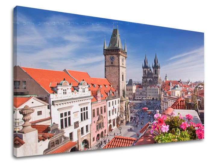 Класическа картина на платно с мотив ГРАД PRAHA, Praha в бяло-синьо нюанси, жизнена атмосфера, градски живот, подходяща за офис | Картина за стена ГРАД PRAHA – основна