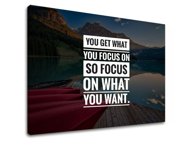 Модерна картина на платно с мотив You get what you focus, планини, езеро, пейзаж, мотивационен цитат в бяло-синьо нюанси, вътрешен мир и природа – продукт