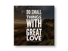 Индустриална картина на платно с мотив Do small things, небе, пейзаж, мотивационен цитат в бяло нюанси, природа, подходяща за офис | Мотивационна картина за стена Do small things_001 – основна