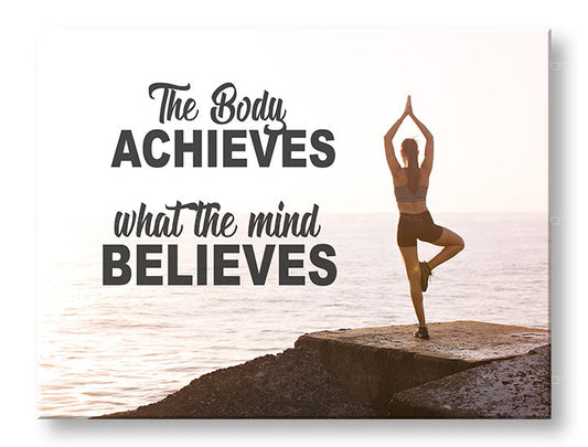 Модерна картина на платно с мотив The body achieves, океан, мотивационен цитат в черно нюанси, спокойна атмосфера, вътрешен мир | Мотивационна картина за стена The body achieves_001 – основна