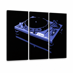 Ръчно рисувана картина POP Art DJ 3 парчета dj6 – 3D визуализация на ръчно рисувано платно на бял фон. Доминиращи цветове: черно, синьо, бяло.