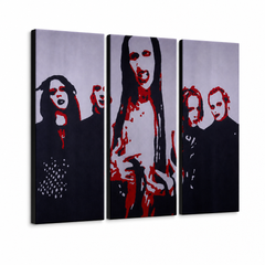 Ръчно рисувана картина POP Art Marilyn Manson 3 парчета мм – 3D визуализация на ръчно рисувано платно на бял фон. Доминиращи цветове: черно, червено, бяло.