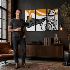 Ръчно рисувана POP Art живопис AL PACINO 3 парчета al7 – картина в модерен мъжки интериор, lifestyle визуализация. Доминиращи цветове: черно, оранжево, бяло, сиво.