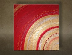 Ръчно рисувана картина с мотив Abstrakt — červená и zlatá s textúrou в бяло-кремаво нюанси | Рисувана картина за стена Abstrakt — červená и zlatá s textúrou – преглед