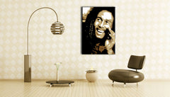 Ръчно рисувана картина на платно с мотив Bob Marley в черно-бяло нюанси окачена в интериор на хол, радостна атмосфера | Ръчно рисувана POP Art картина Bob Marley – интериор