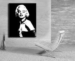 Ръчно рисувана картина на платно с мотив Marilyn Monroe в черно-бяло нюанси, драматична атмосфера, слава и иконография | Ръчно рисувана POP Art картина Marilyn Monroe – продукт