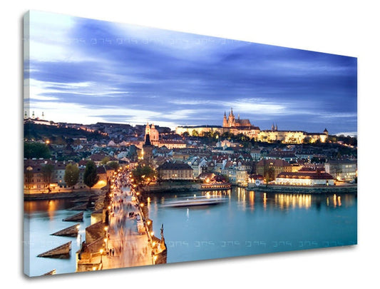 Класическа картина на платно с мотив PRAHA, архитектура, детски мотив, пейзаж, карта в бяло-синьо нюанси, романтична атмосфера, подходяща за хол – основна